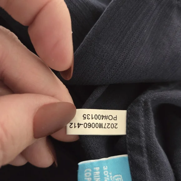 Tori Richard | Silk Lyocell Embroidered Beach Santa Design Button Up Shirt Rare - Picture 14 of 15